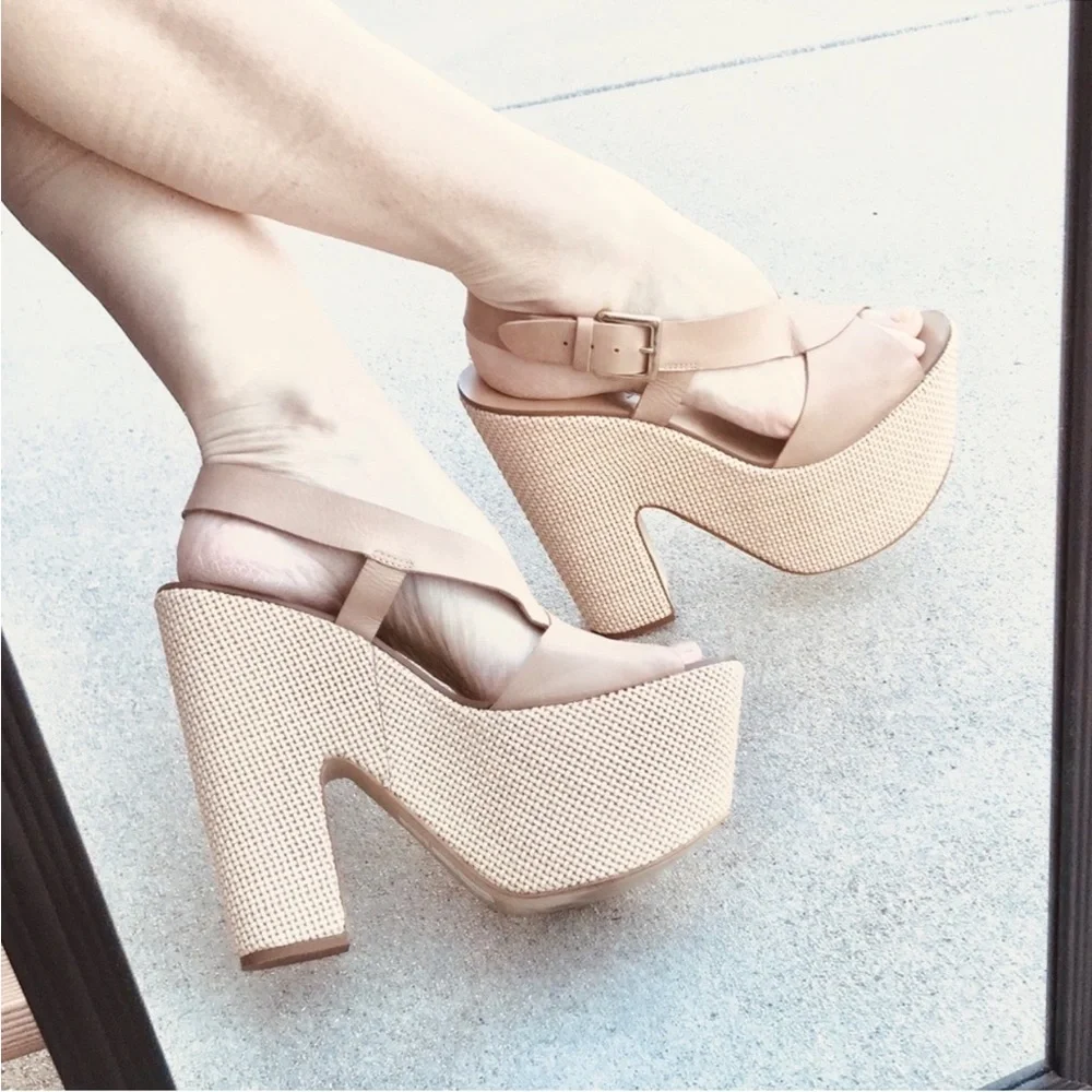 REPORT chunky PLATFORM heels mega sandals leather extreme women’s 10 Strappy tan